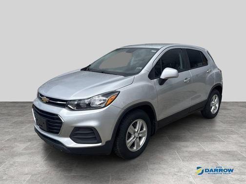 Silver Ice Metallic 2020 Chevrolet Trax LS