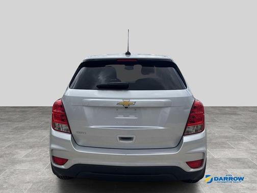 Silver Ice Metallic 2020 Chevrolet Trax LS