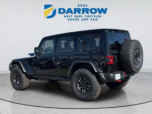 Black Clearcoat 2027 Jeep Wrangler Rubicon