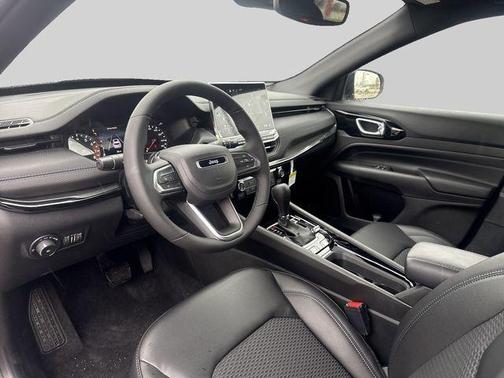 Fathom Blue Pearl Coat 2026 Jeep Compass Latitude