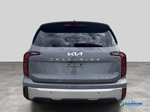 Everlasting Silver 2023 Kia Telluride LX