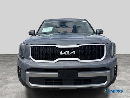 Everlasting Silver 2023 Kia Telluride LX