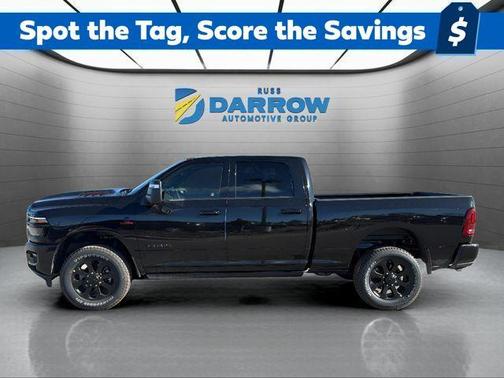 Diamond Black Crystal Pearlcoat 2026 RAM 2500 Laramie