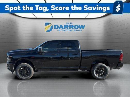 Diamond Black Crystal Pearlcoat 2026 RAM 2500 Laramie