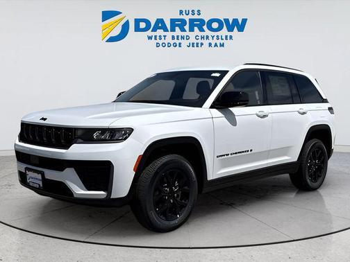 Bright White Clearcoat 2026 Jeep Grand Cherokee Altitude