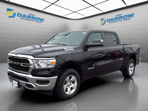 Diamond Black Crystal Pearlcoat 2023 RAM 1500 Big Horn/Lone Star