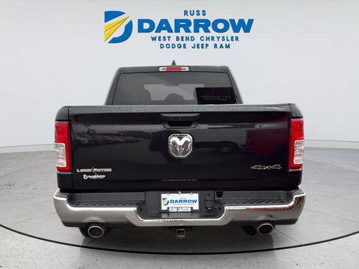 Diamond Black Crystal Pearlcoat 2023 RAM 1500 Big Horn/Lone Star