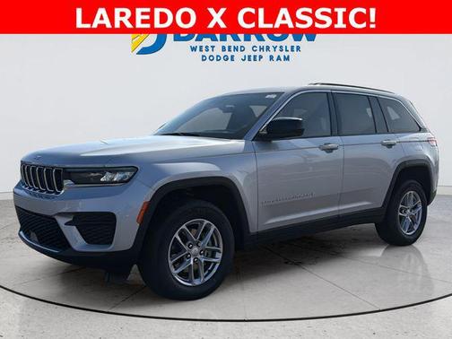 Silver Zynith 2026 Jeep Grand Cherokee Altitude