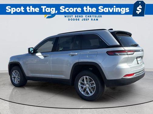 Silver Zynith 2026 Jeep Grand Cherokee Altitude