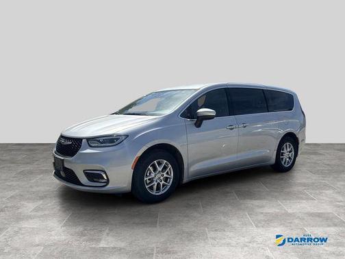 Silver Mist Clearcoat 2023 Chrysler Pacifica Touring
