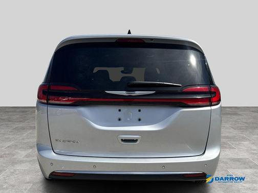 Silver Mist Clearcoat 2023 Chrysler Pacifica Touring