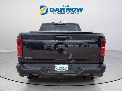 Diamond Black Crystal Pearlcoat 2026 RAM 1500 Limited
