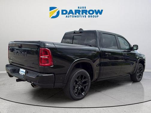 Diamond Black Crystal Pearlcoat 2026 RAM 1500 Limited