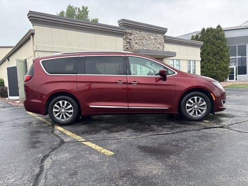 2019 Chrysler Pacifica Touring-L Plus