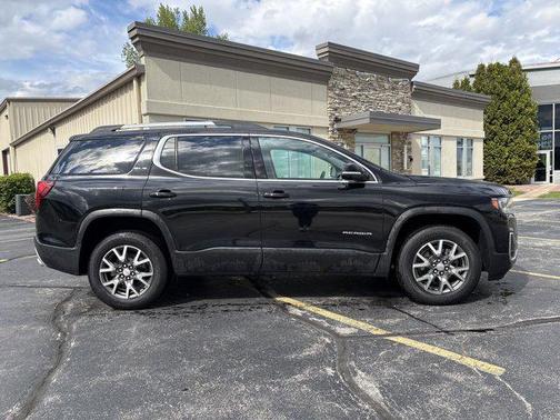 2022 GMC Acadia AWD SLE