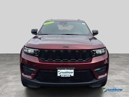 Velvet Red Pearlcoat 2025 Jeep Grand Cherokee Altitude