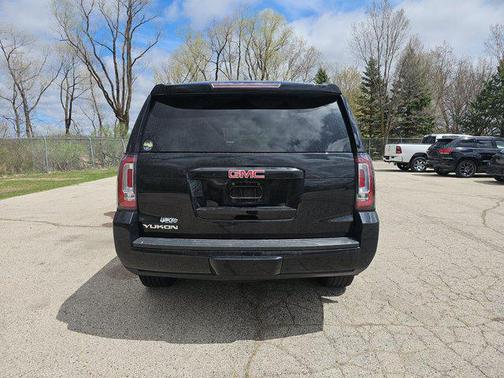 2016 GMC Yukon SLT