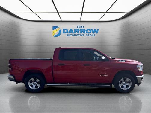 Flame Red Clearcoat 2024 RAM 1500 Big Horn/Lone Star