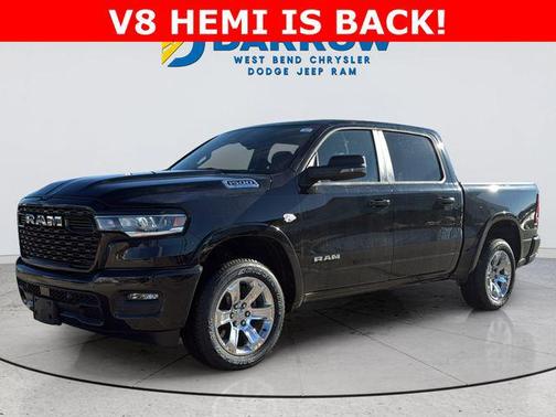 Diamond Black Crystal Pearlcoat 2026 RAM 1500 Big Horn/Lone Star
