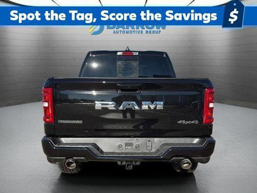 Diamond Black Crystal Pearlcoat 2026 RAM 1500 Big Horn/Lone Star