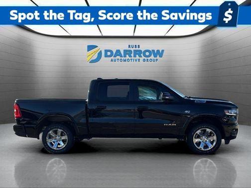 Diamond Black Crystal Pearlcoat 2026 RAM 1500 Big Horn/Lone Star