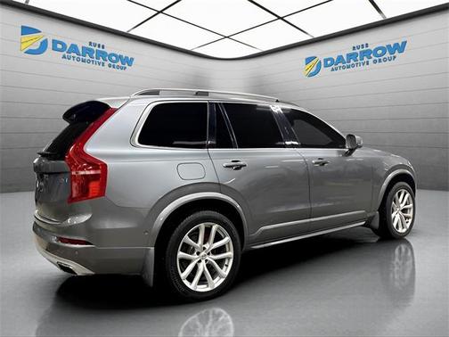 2018 Volvo XC90 T6 Momentum