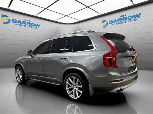 2018 Volvo XC90 T6 Momentum