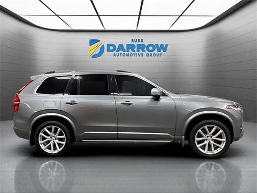 2018 Volvo XC90 T6 Momentum