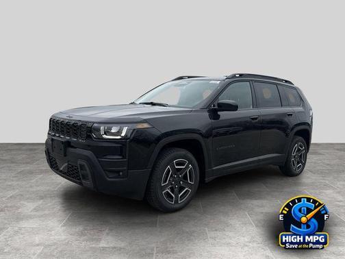 Diamond Black Crystal Pearlcoat 2026 Jeep Cherokee Laredo 4x4