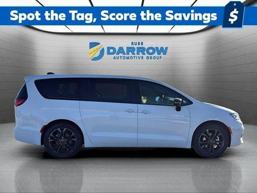 Pw7 2026 Chrysler Pacifica L