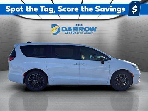 Pw7 2026 Chrysler Pacifica L