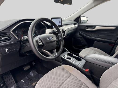 Gray Metallic 2022 Ford Escape SE