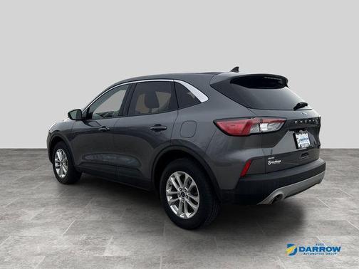 Gray Metallic 2022 Ford Escape SE