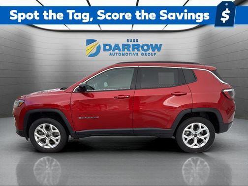 Red Hot Pearlcoat 2025 Jeep Compass Latitude