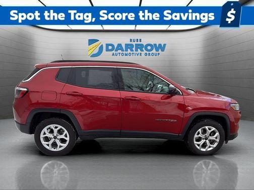 Red Hot Pearlcoat 2025 Jeep Compass Latitude