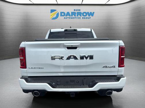 Ivory White Tri-Coat Pearlcoat 2026 RAM 1500 Limited