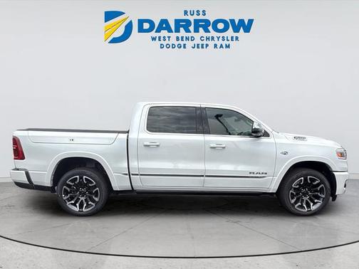 Ivory White Tri-Coat Pearlcoat 2026 RAM 1500 Limited