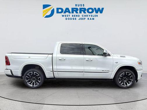 Ivory White Tri-Coat Pearlcoat 2026 RAM 1500 Limited