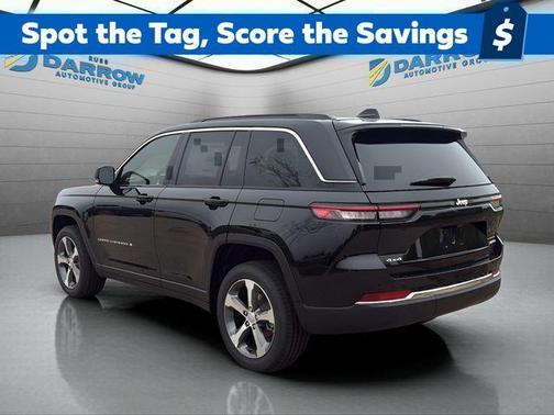 Diamond Black Crystal Pearlcoat 2025 Jeep Grand Cherokee Limited