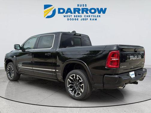Diamond Black Crystal Pearlcoat 2026 RAM 1500 Limited