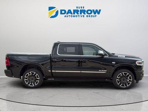 Diamond Black Crystal Pearlcoat 2026 RAM 1500 Limited