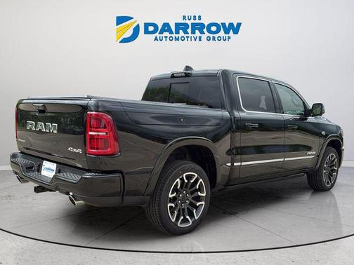 Diamond Black Crystal Pearlcoat 2026 RAM 1500 Limited