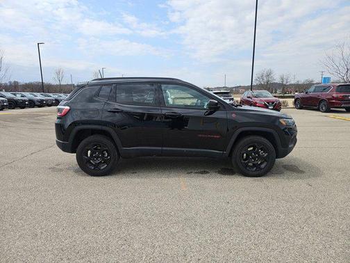 2024 Jeep Compass Trailhawk