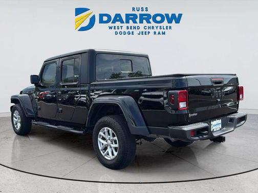 Black Clearcoat 2023 Jeep Gladiator Sport S