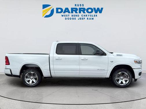 Bright White Clearcoat 2026 RAM 1500 Big Horn/Lone Star