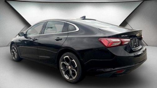 Black Metallic 2022 Chevrolet Malibu FWD LT