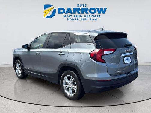 Sterling Metallic 2023 GMC Terrain SLE