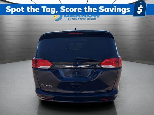 Jazz Blue Pearlcoat 2020 Chrysler Voyager LXI