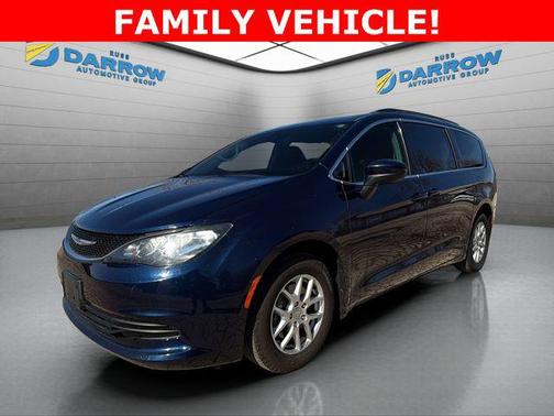 Jazz Blue Pearlcoat 2020 Chrysler Voyager LXI