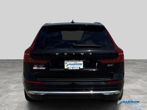 Onyx Black Metallic 2023 Volvo XC60 B5 Plus Bright Theme